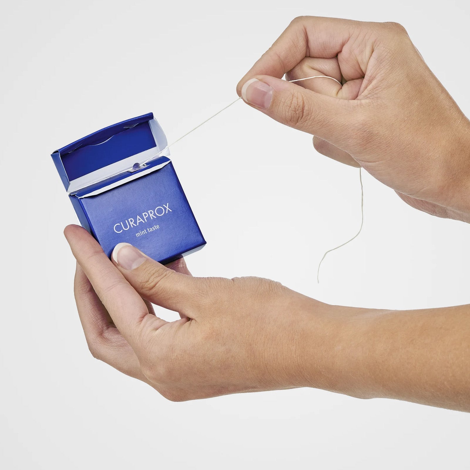 Curaprox Dental Floss DF 850, 50m